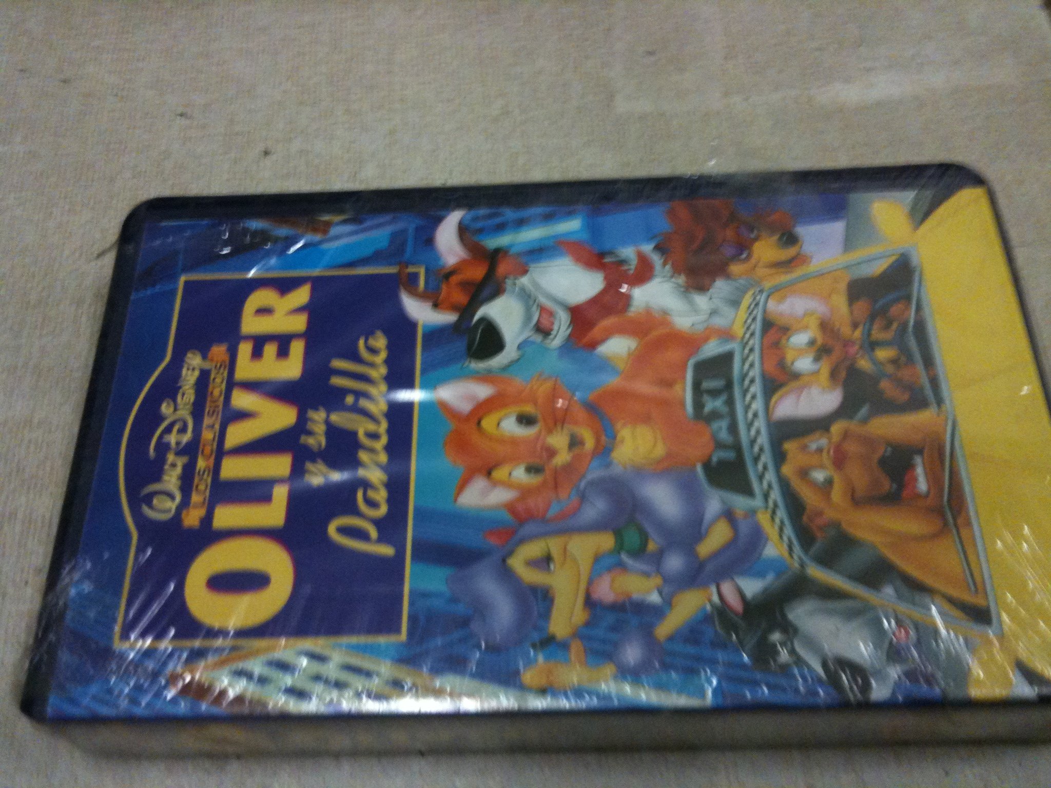 Oliver y Su Pandilla Vhs Dibujos Disney