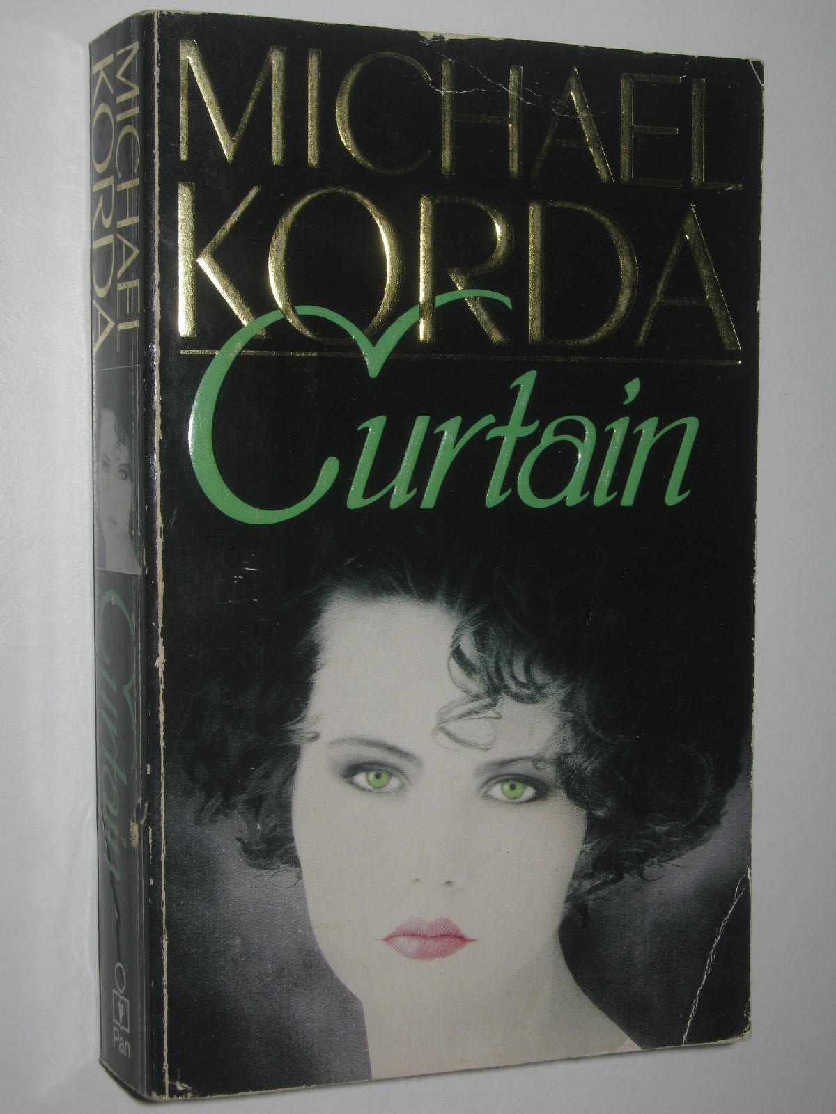 Curtain