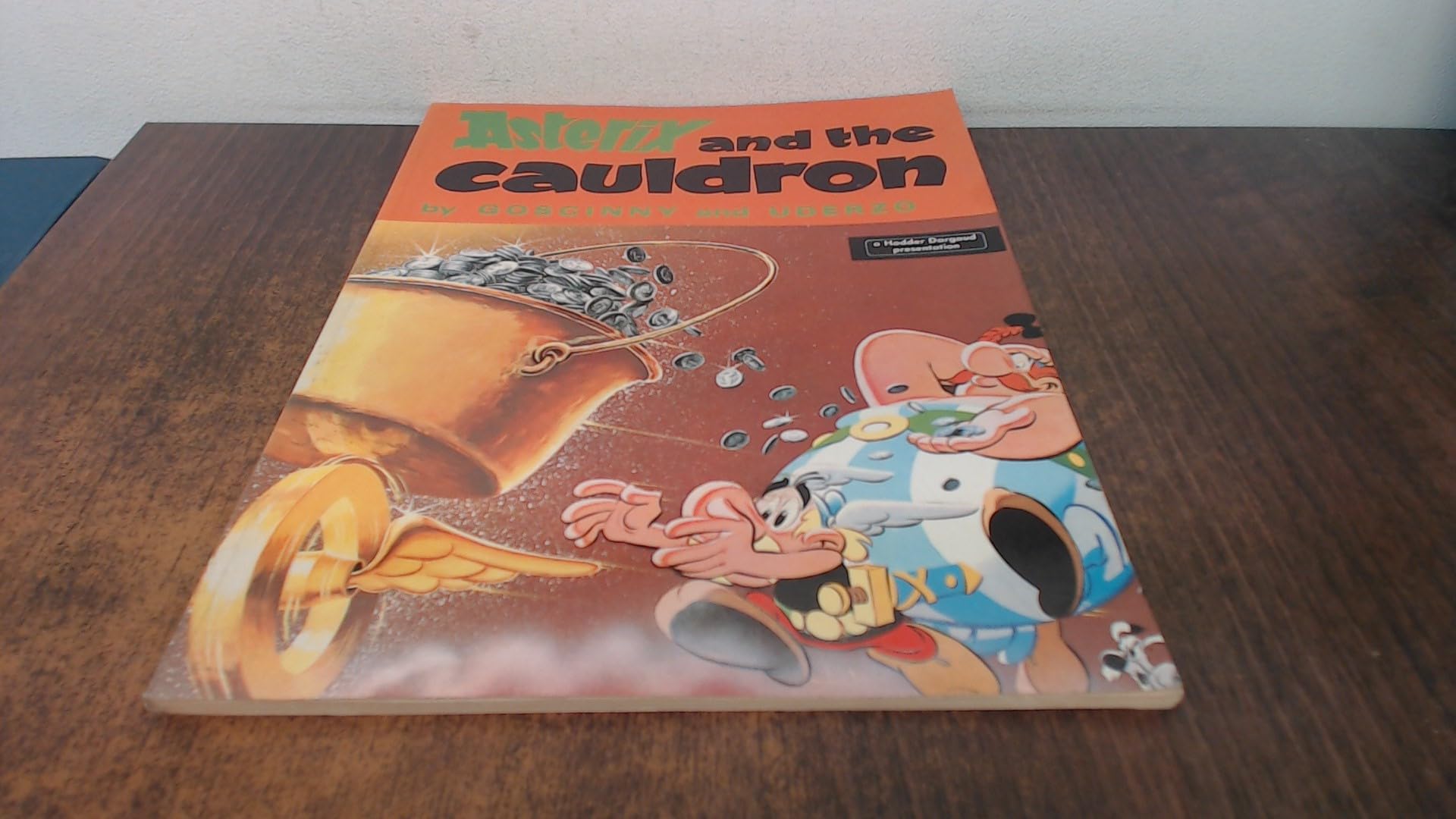 Asterix Cauldron Bk 17