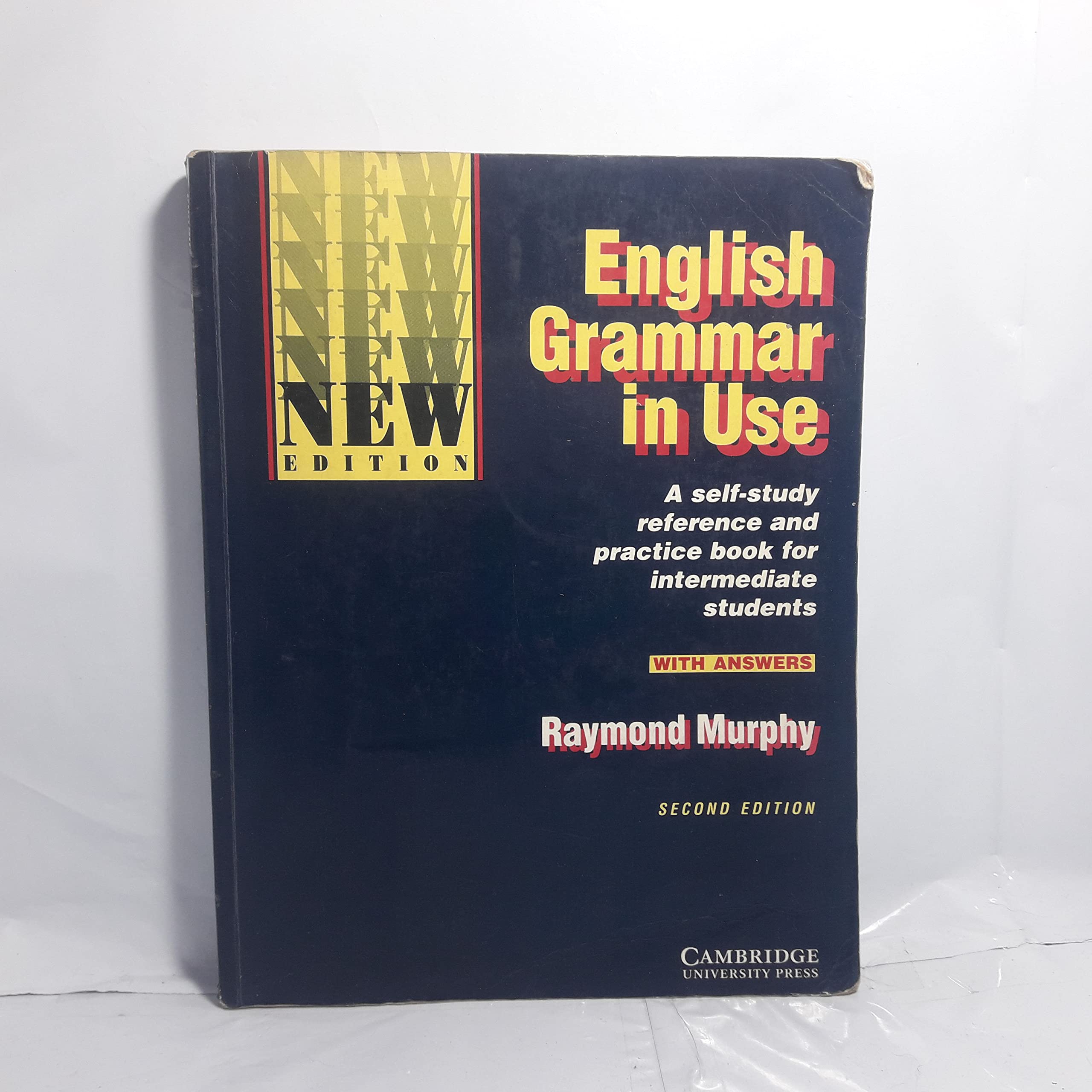 English Grammar in Use : Reference And Practice for Intermediate Students