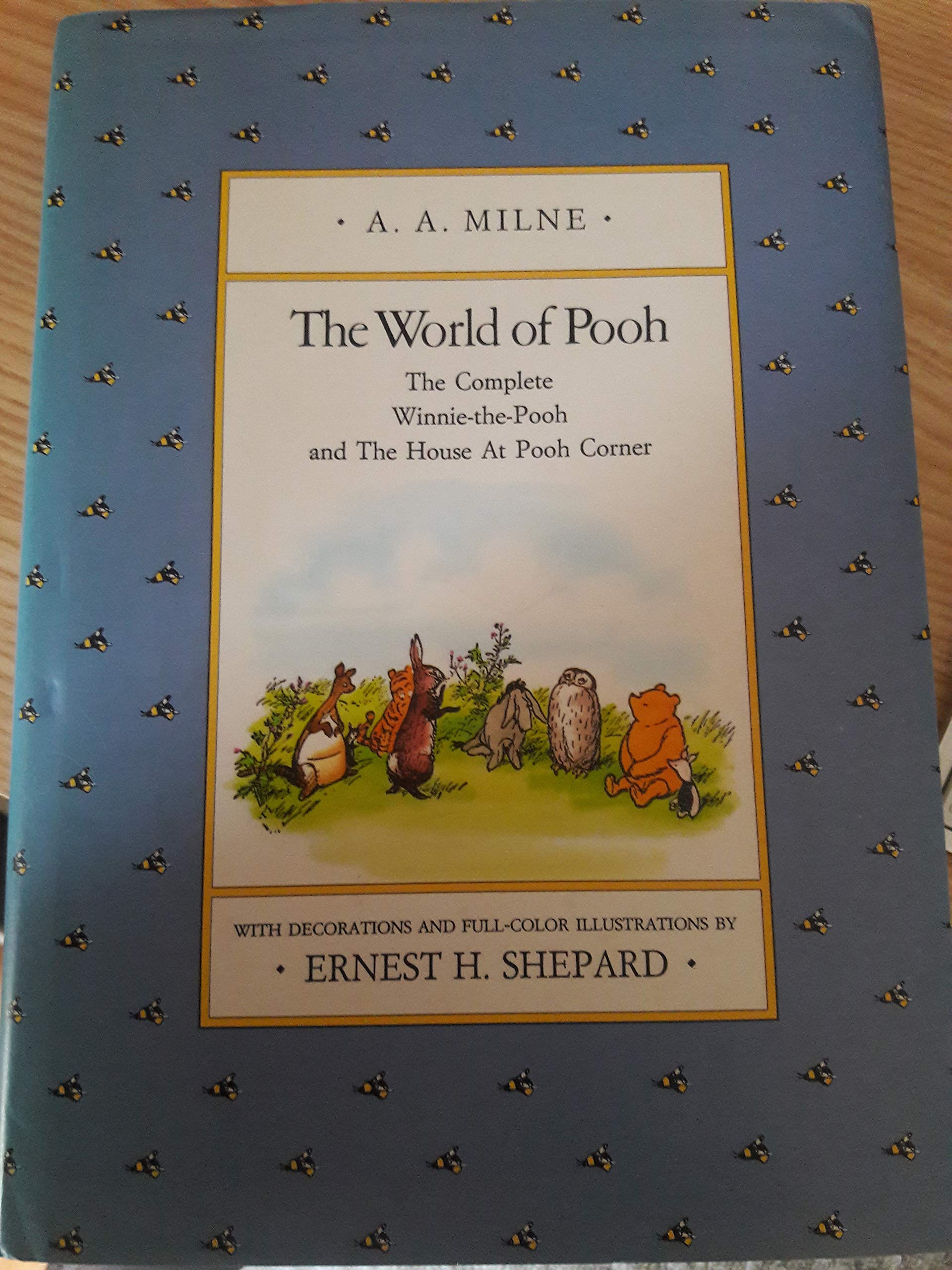 The World of Pooh: The Complete Winnie-the-pooh And The House at Pooh Corner