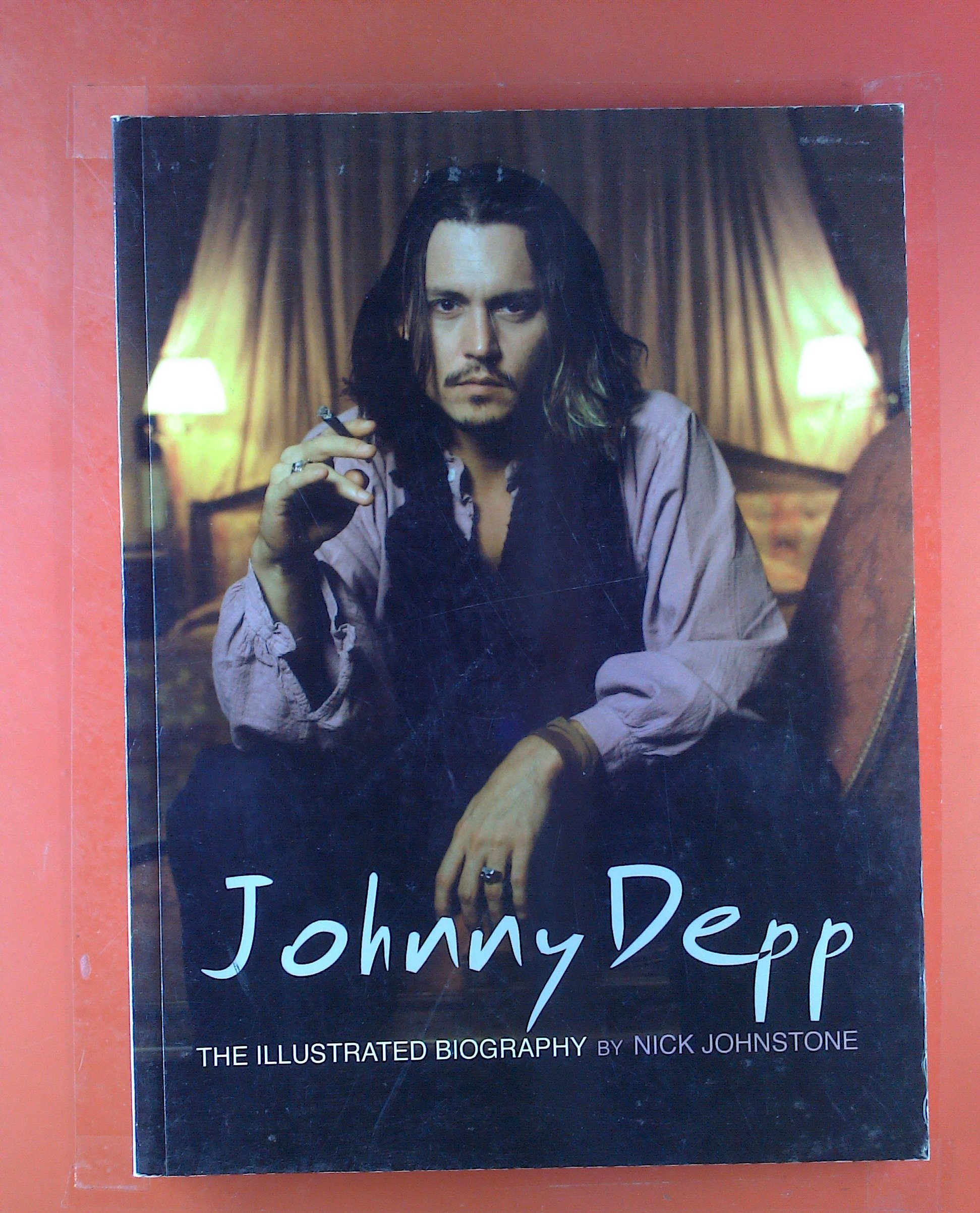 Johnny Depp: The Illustrated Biography