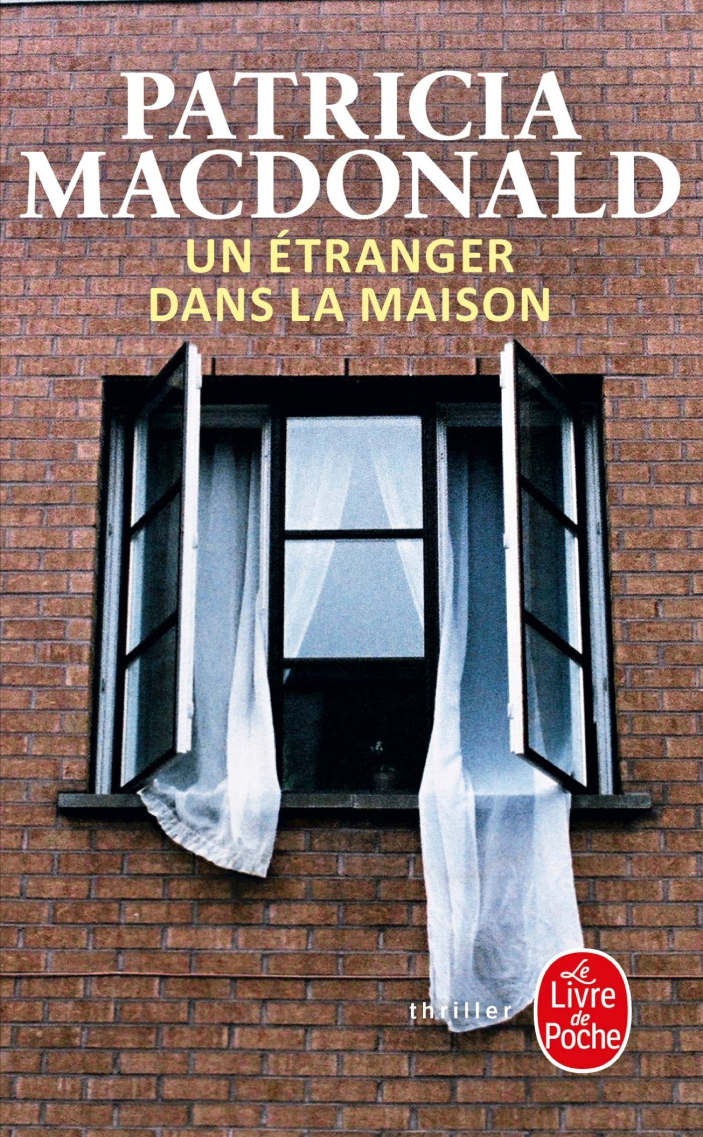 Un Étranger Dans la Maison