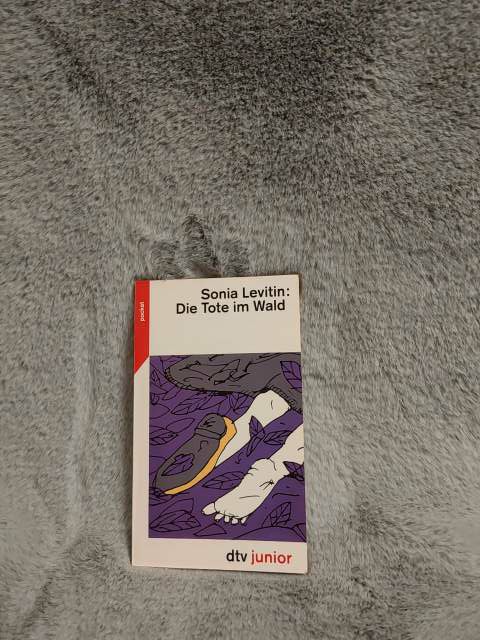 Die Tote im Wald