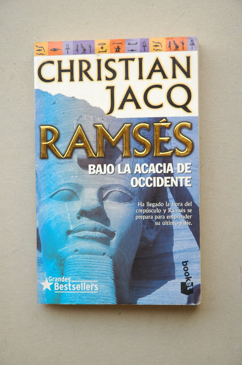 Ramses:bajo la Acacia de Occidente