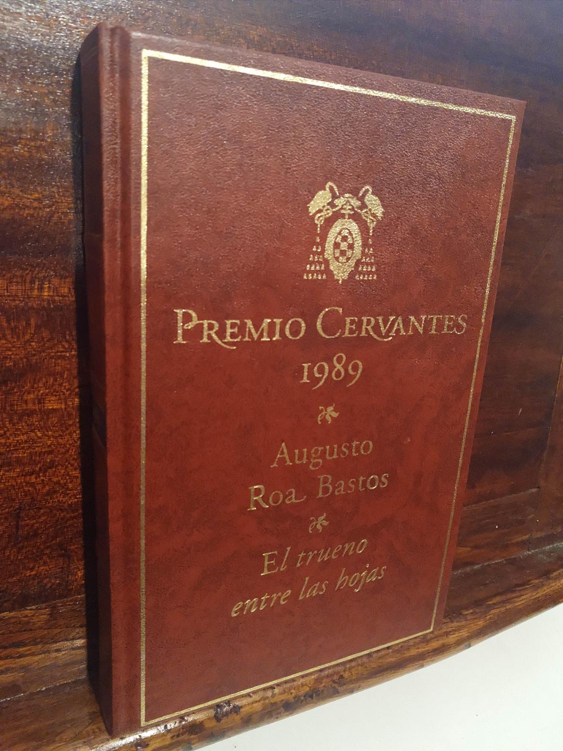 El trueno entre las hojas